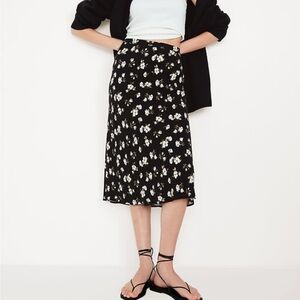 Old Navy Black Floral Midi Skirt with White & Cream Accents Size Large Petite